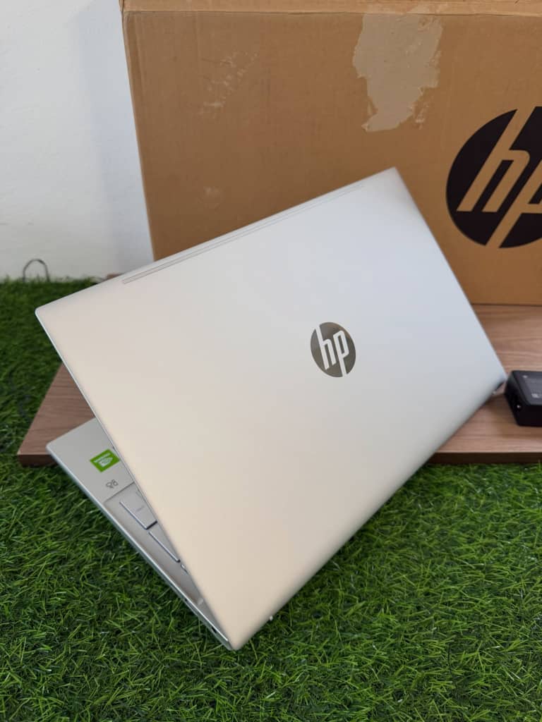 HP 15-FD/i713th-MX570 - الصورة 7