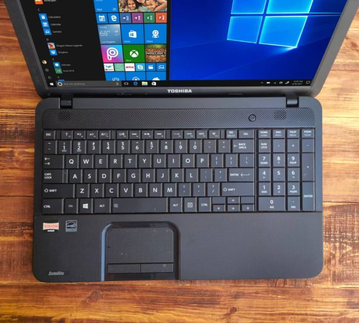 ⁦Toshiba C855/E300⁩ - الصورة ⁦2⁩