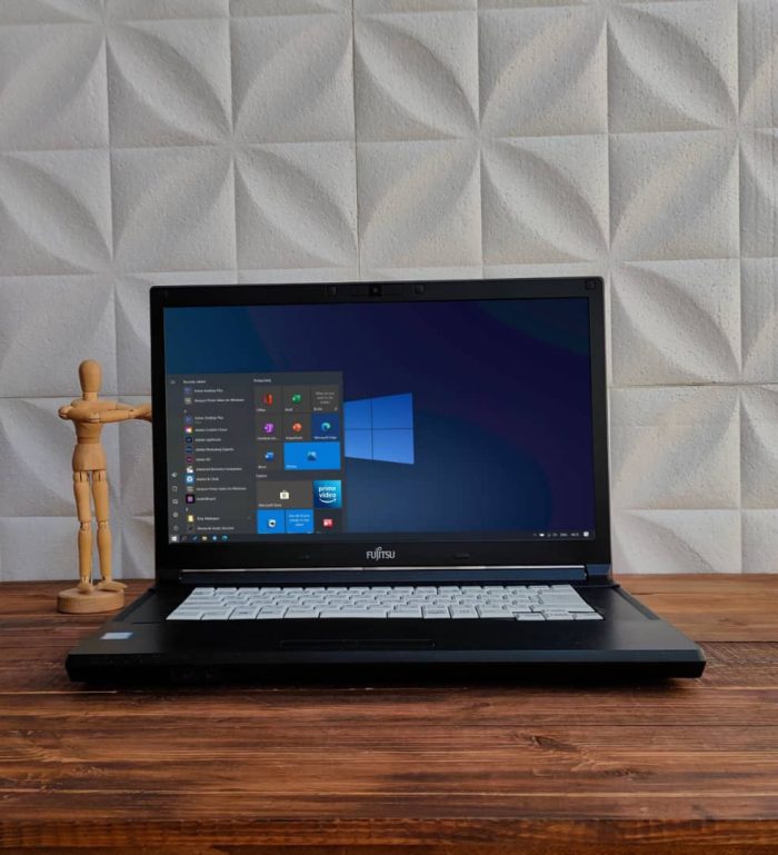 ⁦Fujitsu A576/i3-6th⁩ - الصورة ⁦4⁩