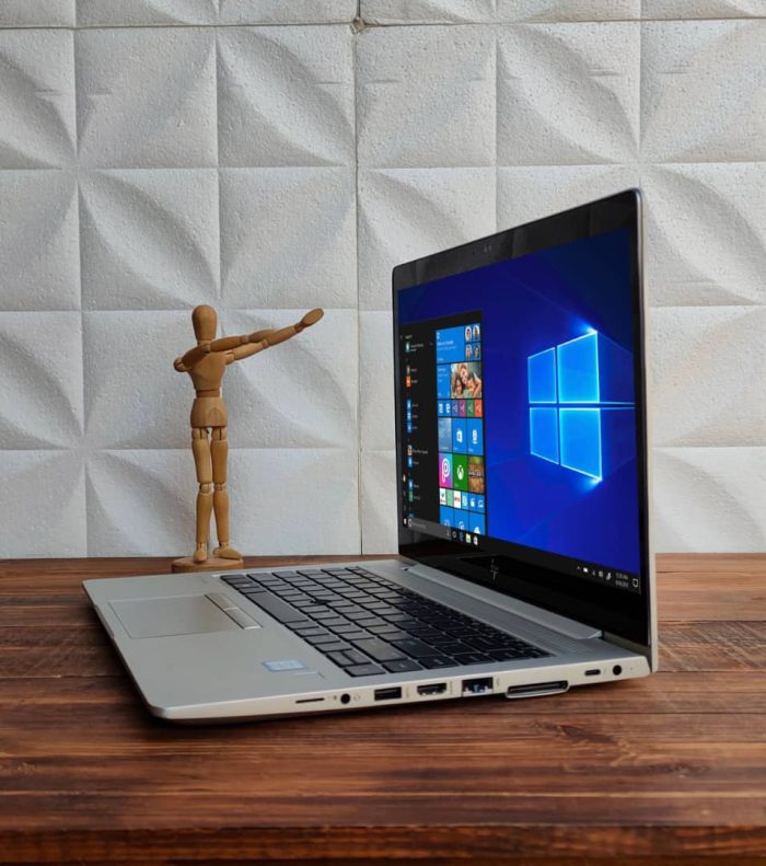 ⁦HP 840 G5/i57th-RX540⁩ - الصورة ⁦3⁩