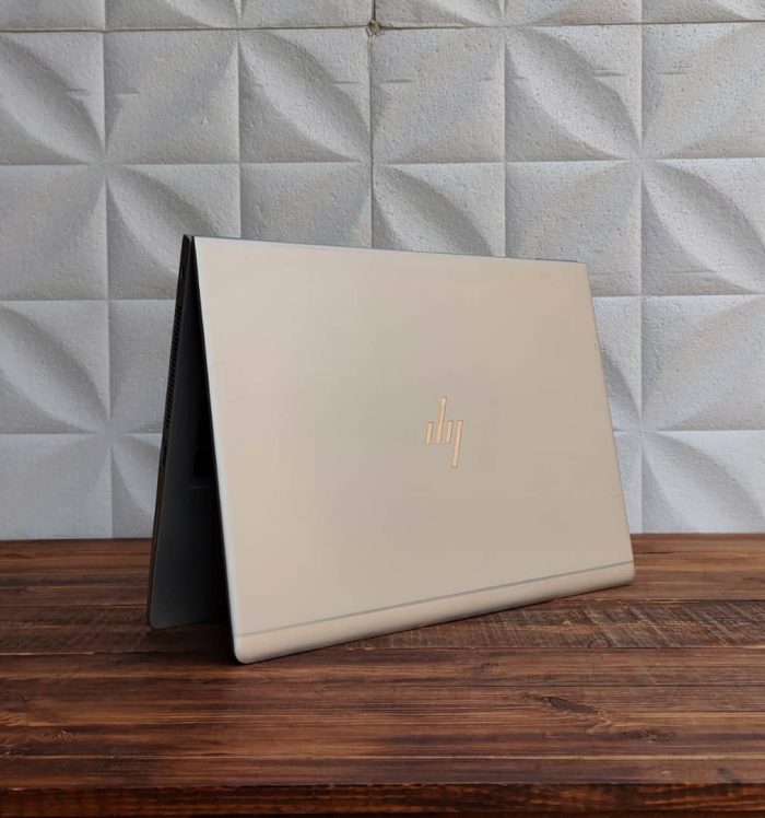 ⁦HP 840 G5/i57th-RX540⁩ - الصورة ⁦5⁩