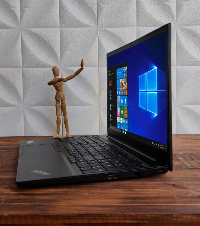⁦Lenovo E15/R5-4500U⁩ - الصورة ⁦4⁩