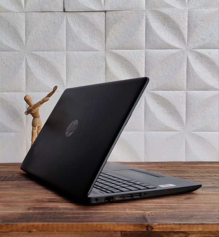 ⁦hp 15/i5-10thMX110⁩ - الصورة ⁦2⁩