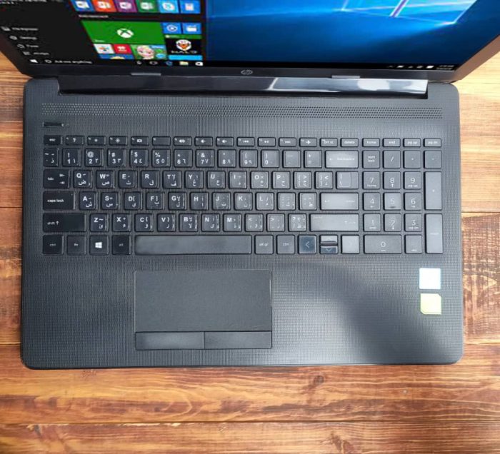 ⁦hp 15/i7-8thMX⁩ - الصورة ⁦4⁩