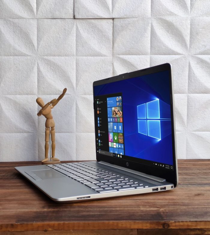 ⁦HP 15 DW/i5-10thMX130⁩ - الصورة ⁦3⁩