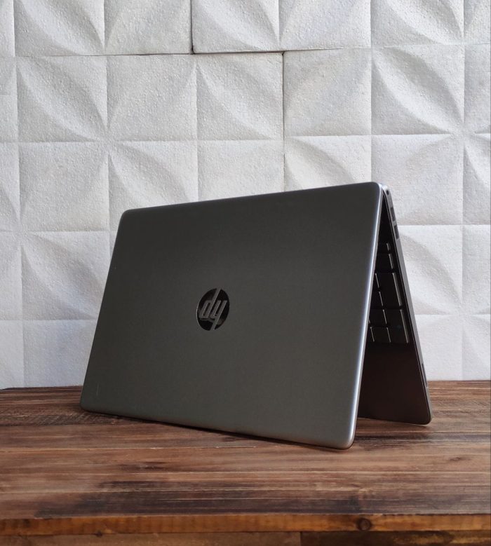 ⁦HP 15 DW/i5-10thMX130⁩ - الصورة ⁦6⁩