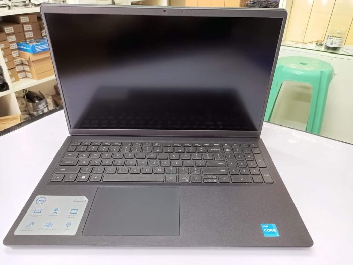 ⁦DELL vostro 3520/i5-12th⁩ - الصورة ⁦4⁩