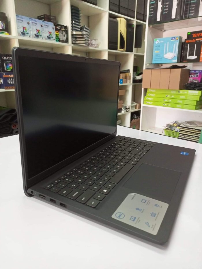 ⁦DELL vostro 3520/i5-12th⁩ - الصورة ⁦6⁩