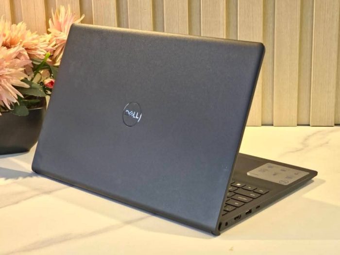 ⁦Dell 15 3530/i5-13th⁩ - الصورة ⁦6⁩