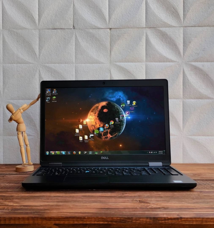 ⁦DELL 5580/i77th-930MX⁩ - الصورة ⁦4⁩