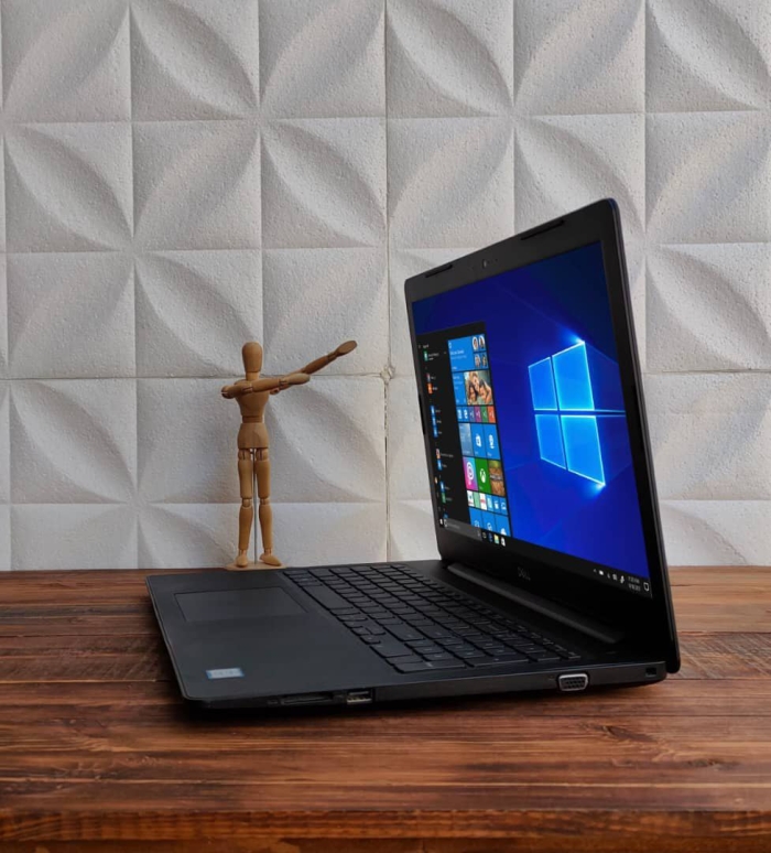 ⁦Dell 3590/i78th-ATI⁩ - الصورة ⁦3⁩