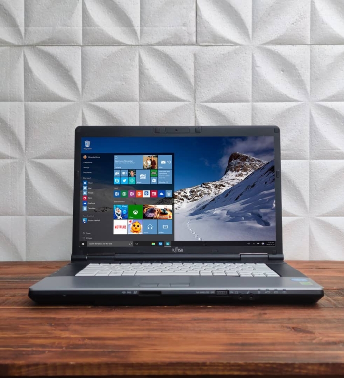 ⁦Fujitsu E752/i5-3th⁩ - الصورة ⁦4⁩