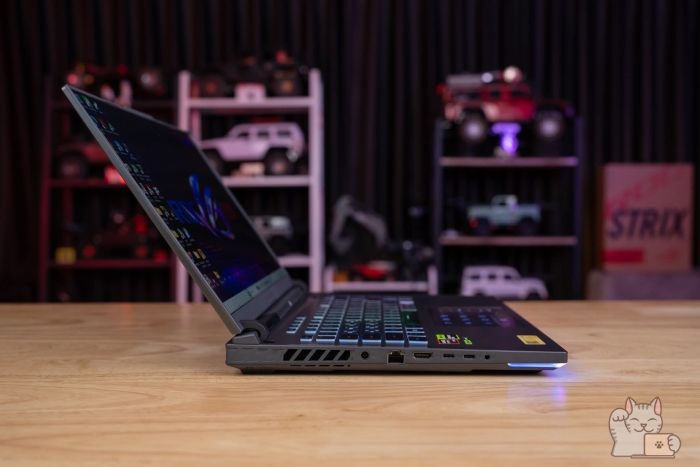 ⁦Asus G614PR/R9HX-RTX5070Ti⁩ - الصورة ⁦6⁩