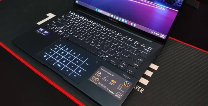 ⁦Asus UX3405C/U7-15th⁩ - الصورة ⁦4⁩