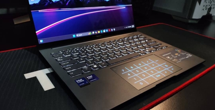 ⁦Asus UX3405C/U7-15th⁩ - الصورة ⁦5⁩