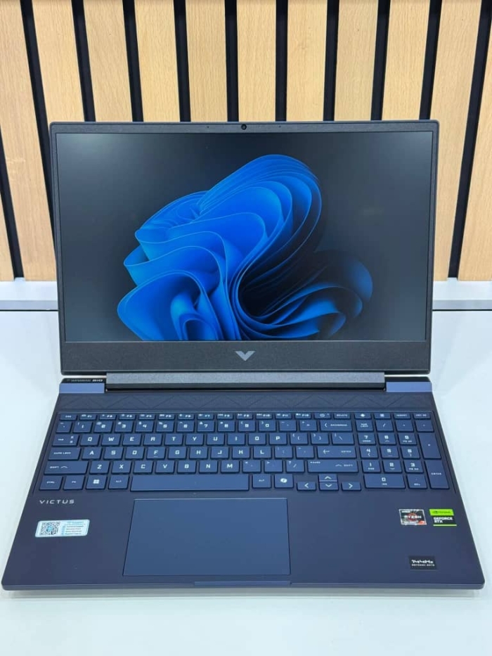 ⁦HP Victus 15/R7-RTX4050⁩ - الصورة ⁦3⁩