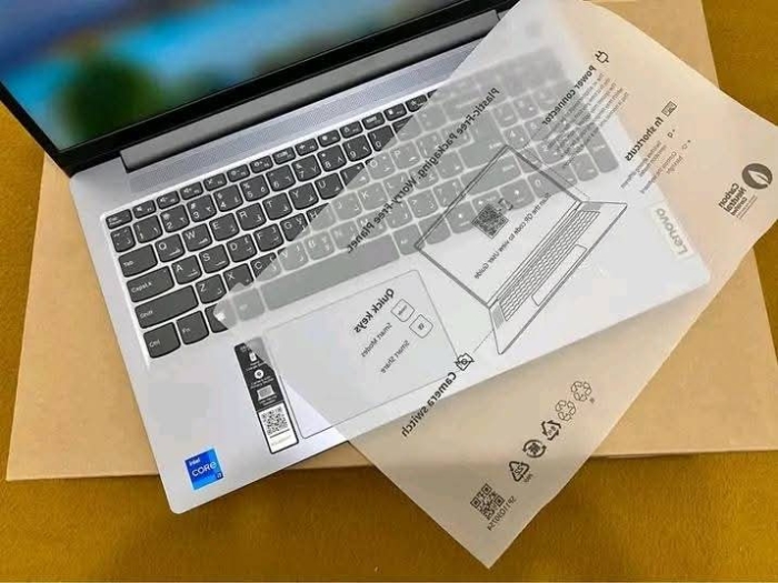 ⁦Lenovo Ideapad 1/Celeron⁩ - الصورة ⁦3⁩
