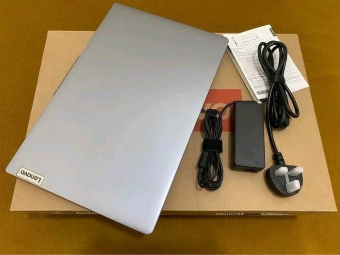 ⁦Lenovo Ideapad 1/Celeron⁩ - الصورة ⁦5⁩