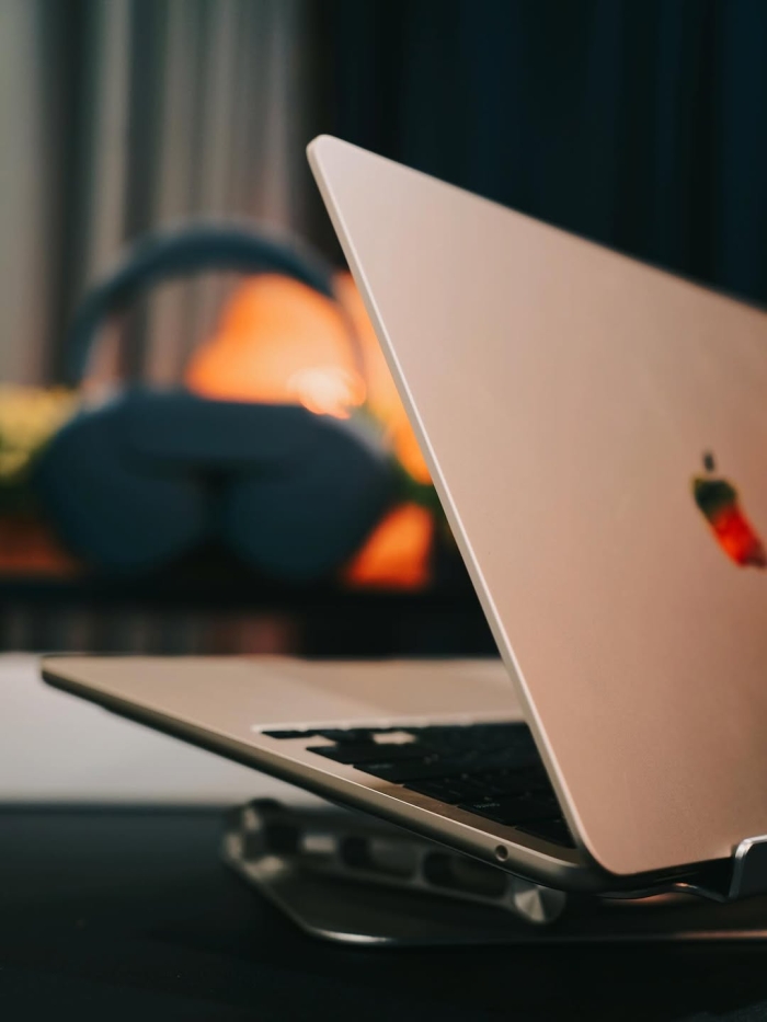 ⁦Apple MacBook MLY23⁩ - الصورة ⁦7⁩