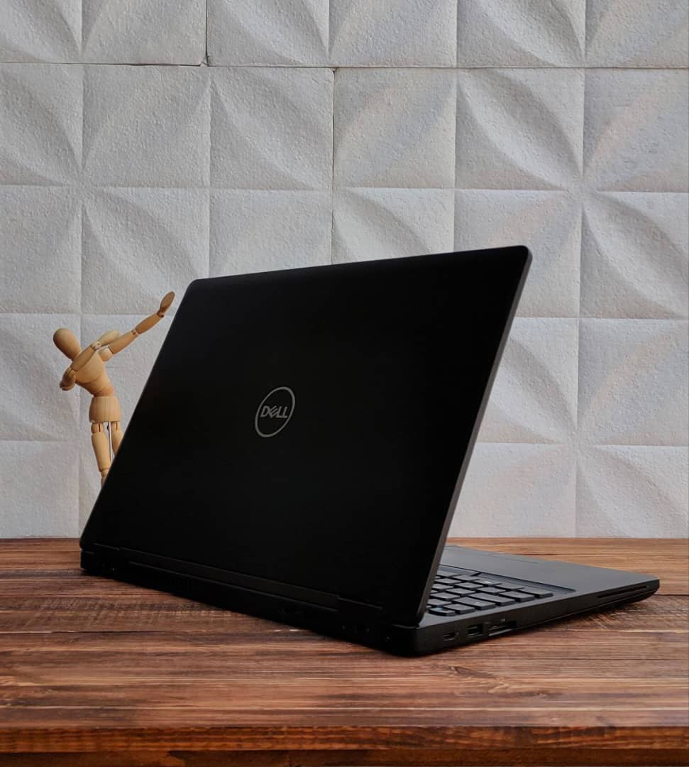 DELL 5580/i5-6200u - الصورة 6