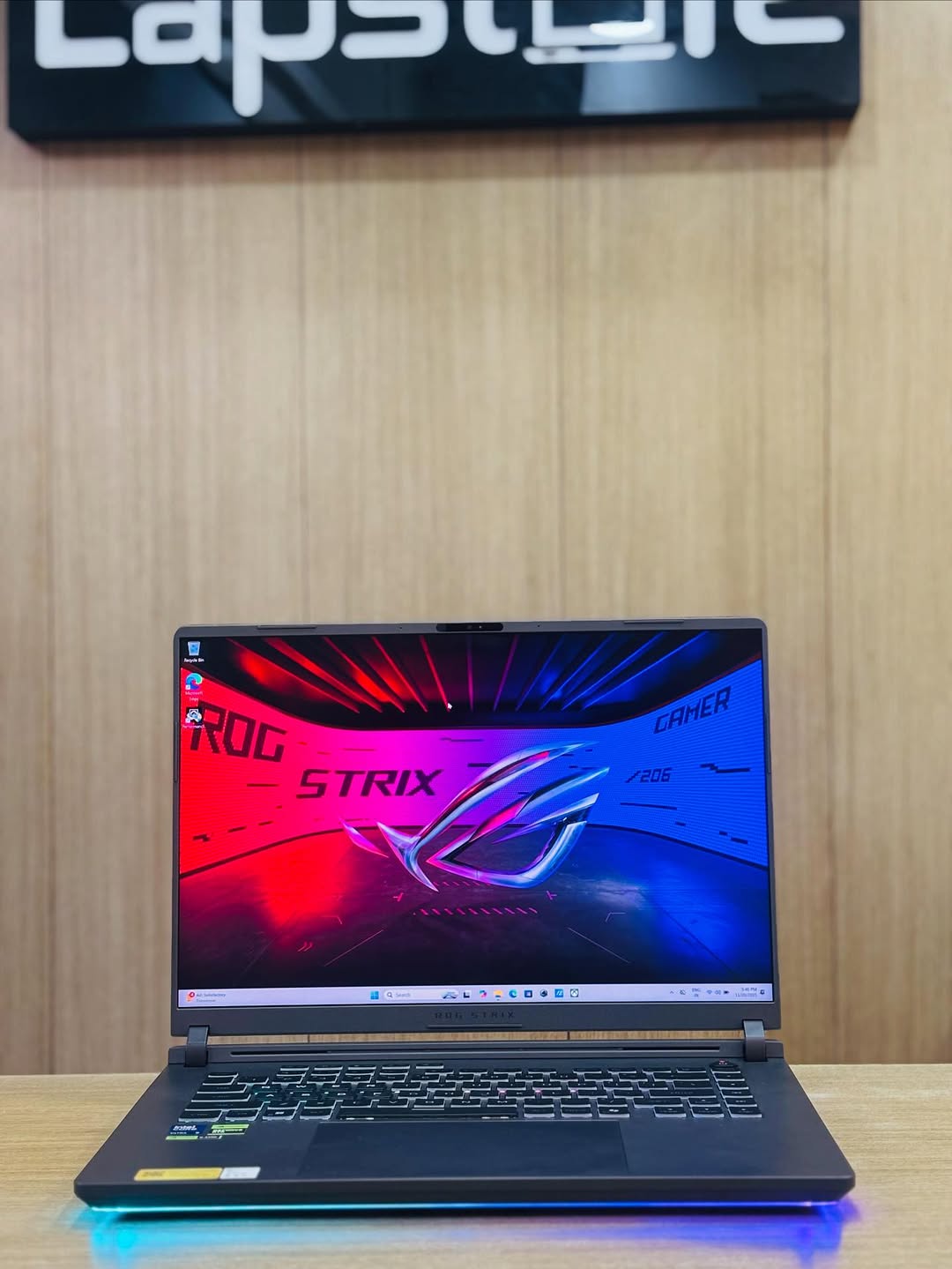 Asus Rog G615LR\Ultra9- RTX5070Ti - الصورة 4