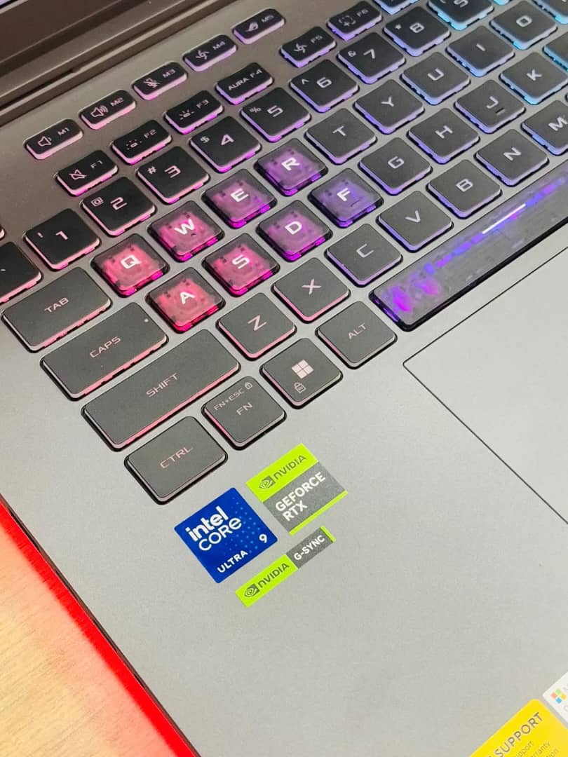 Asus Rog G615LR\Ultra9- RTX5070Ti - الصورة 5