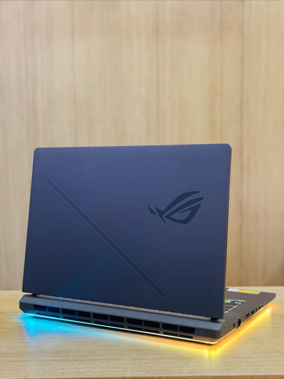 Asus Rog G615LR\Ultra9- RTX5070Ti - الصورة 6