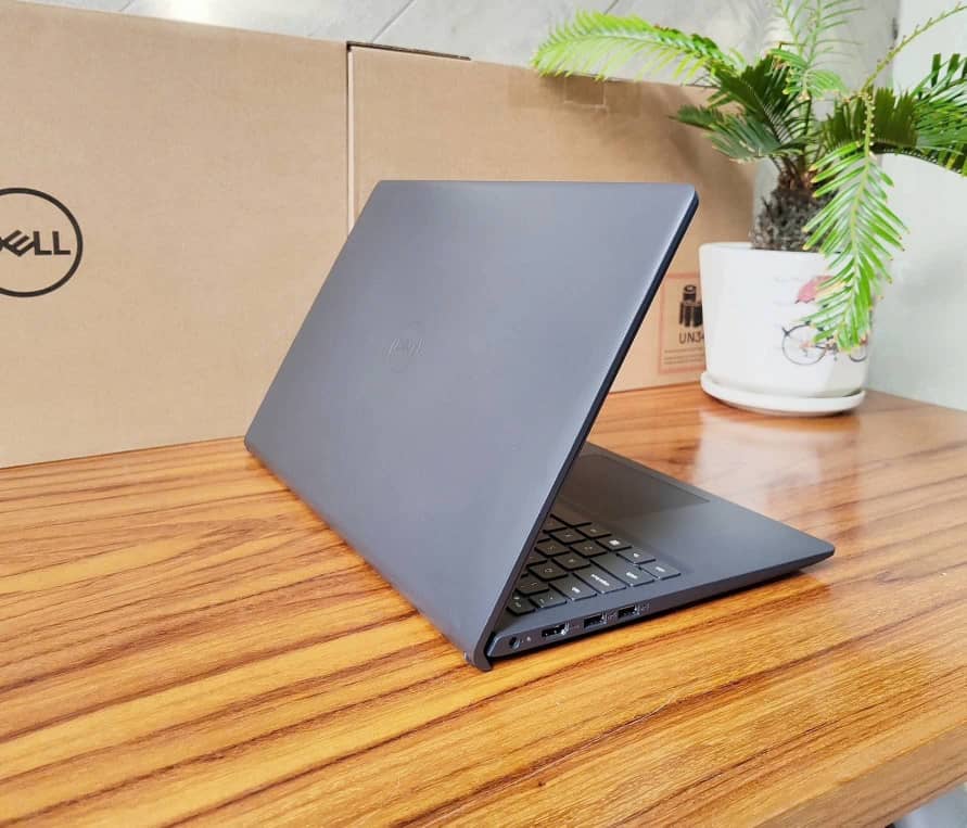 DELL vostro 3530\Intel i3-1305U - الصورة 2