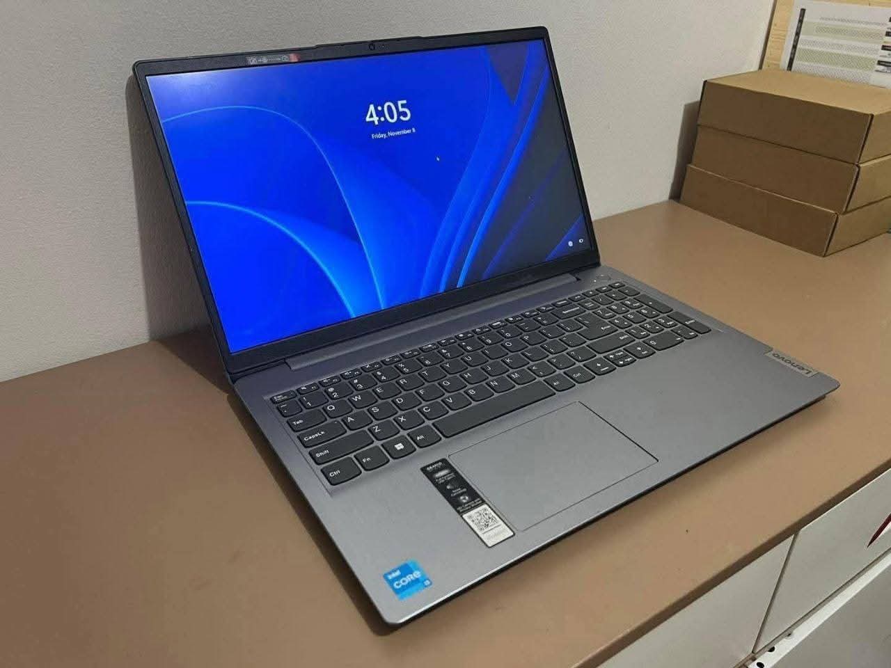 Lenovo IdeaPad 1\Intel i5-1335U - الصورة 3