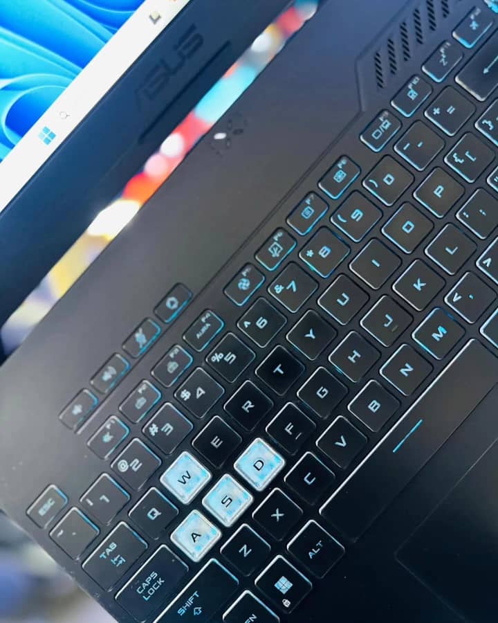 Asus Tuf F16/i5-RTX5050 - الصورة 3