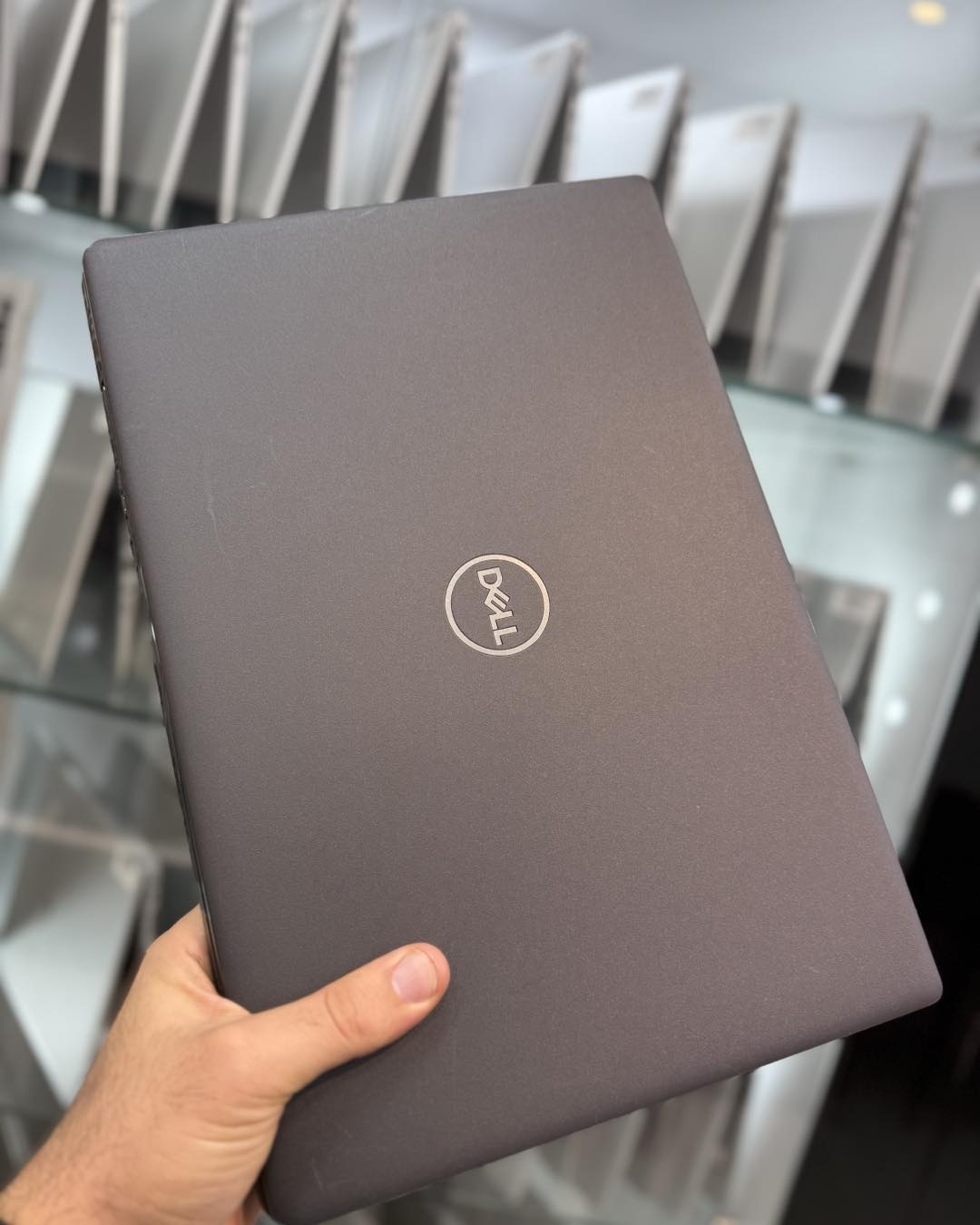DELL 3510i5-10th