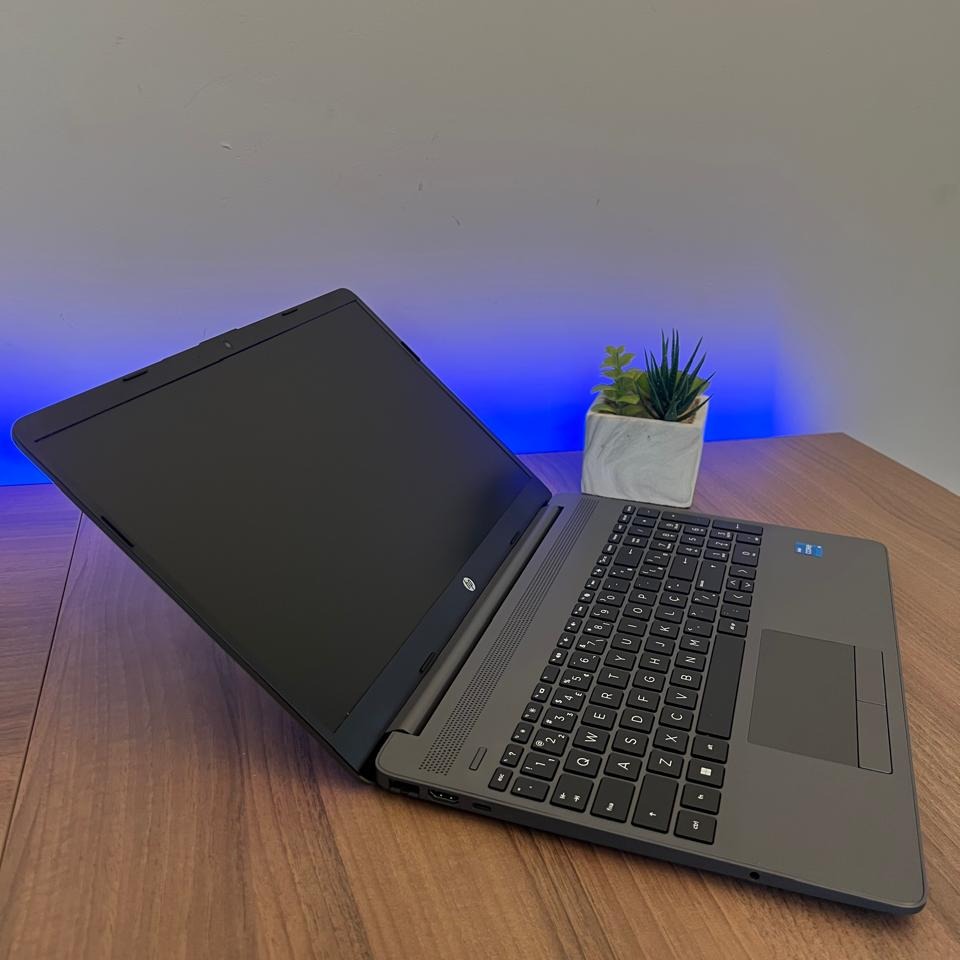 HP 250RG9/i3-13th - الصورة 4