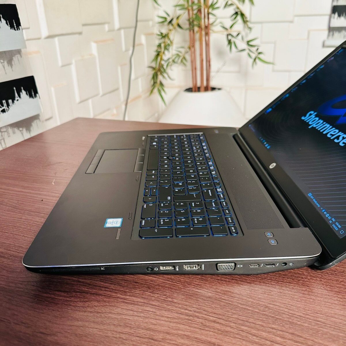 HP ZBOOK 17 G3/i7-M2000M - الصورة 7